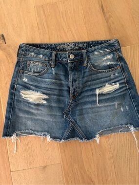 American Eagle Distressed Denim Mini Skirt - US6